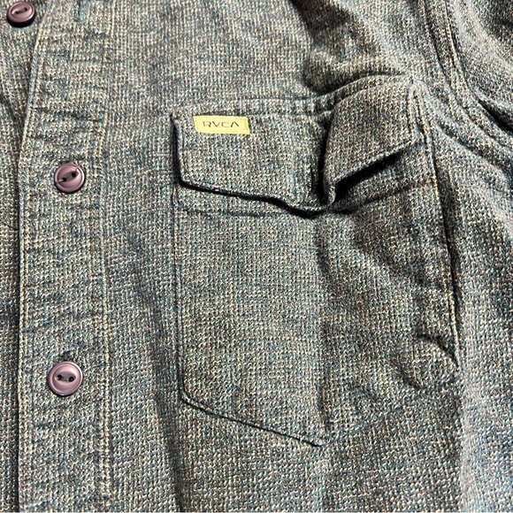 RVCA Men’s Blue Grey Casual Button Down Shirt Size Small EUC - Picture 3 of 6